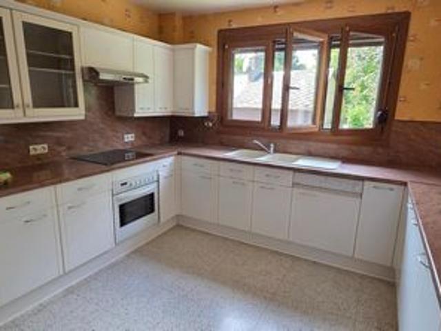 Pavillon sur sous sol complet de 95m2 proche MARLE