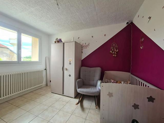 Pavillon sur sous sol en parfait état avec chauffage économique