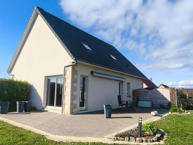 Pavillon sur sous sol Estréboeuf 6 pièce s 144 m2 Coeur de la baie de somme