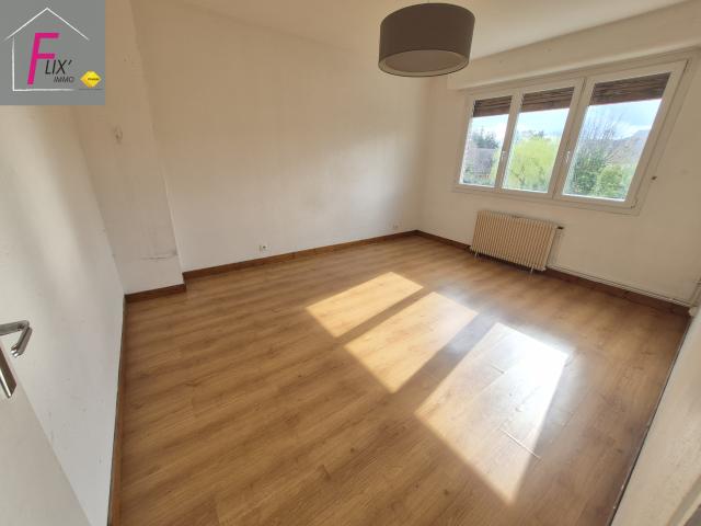 Dreuil lès Amiens Maison 4 chambres avec sous sol et jardin