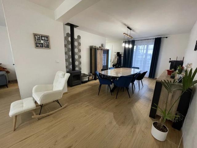 Pavillon sur sous sol rénové 137 m²