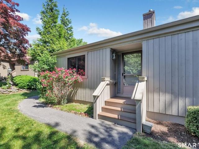 Pawnee Ln Unit B, Stratford, Condo For Sale