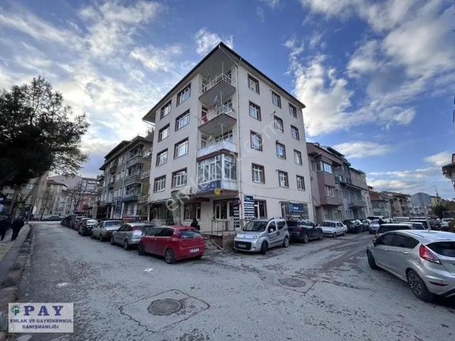 Pay Emlak'tan Satılık Atatürk Bulvarı Arka Sokağında 2+1 Daire