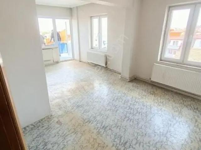 Pay'dan Kiralık Fuatpaşa Mahallesinde 2+1 Geniş Daire