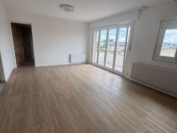 Payerne, for rent, 4.5 room apartment, renovated with balcony