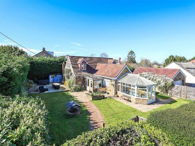 Paynesfield Road, Tatsfield, Westerham, Surrey TN16, 5 bed detached house to rent, £2,950 pcm | PrimeLocation