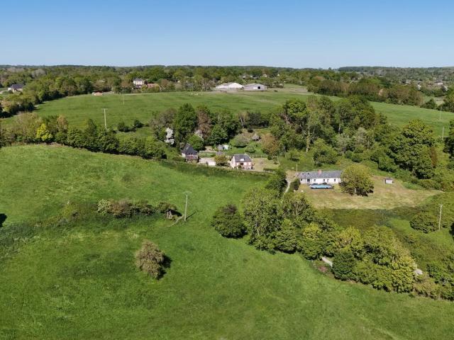 Pays D’Auge – Calvados – Lessard Et Le Chêne – Propriété Nor. 105m² Lessard et le Chêne