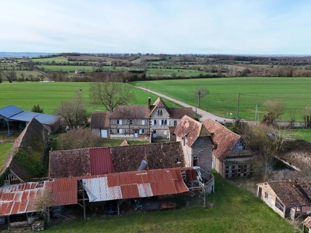 PAYS D'AUGE CALVADOS PROCHE ST PIERRE EN AUGE ANCIEN CORPS DE F