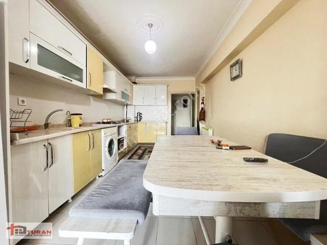 Pazar Yeri Yanı & Seyrani Göbekte site İçinde 150 M2 3+1 Daire