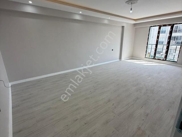 ꧁ Pazarcık Mah'de ╣cadde Cephe ╠ 2+1 125m² Daire ꧂