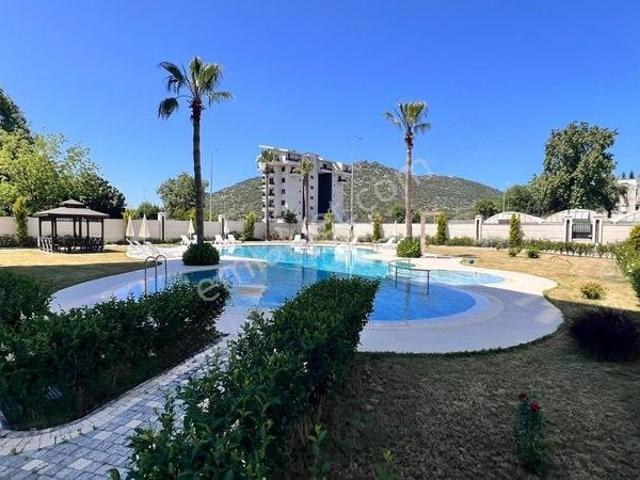 Pazarcı Mahallesi Satılık Denize Yakın Eşyalı Modern 2+1 Dubleks