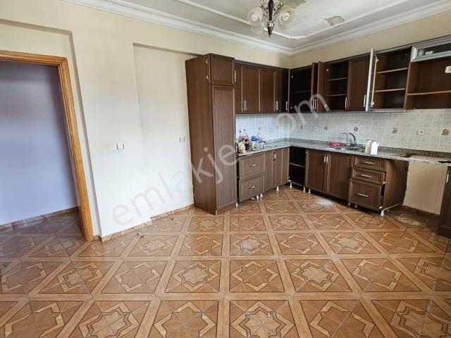 Pazaryeri Mah 3+1 160 M2 Kiralık Daire