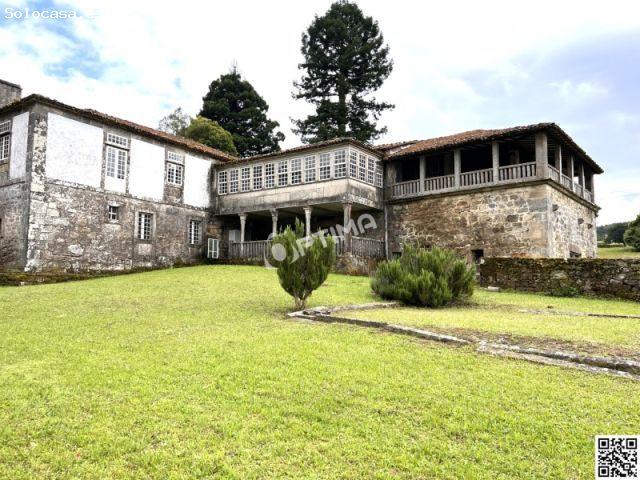 Pazo da Mota en ayuntamiento de La Estrada