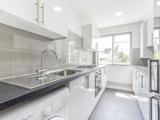 Pemberton Gardens N19, 2 bed flat to rent, £2,200 pcm | PrimeLocation