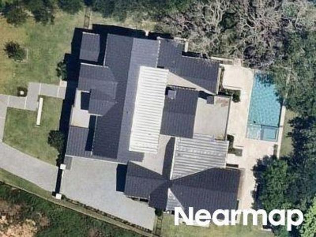 Pemberton Dr
