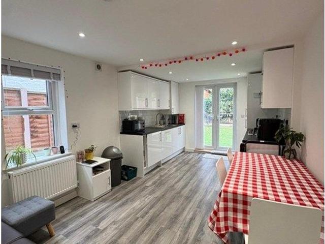 Pemberton Road, London N4, 3 bed flat to rent, £2,900 pcm | PrimeLocation