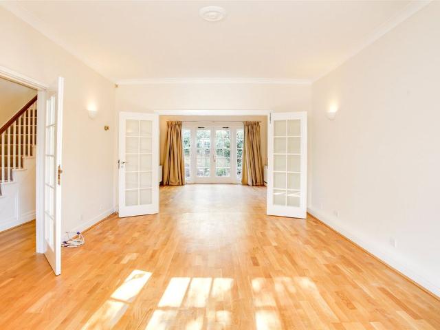 Pembroke Gardens Close, Kensington, London W8, 4 bed terraced house to rent, £6,933 pcm | PrimeLocation