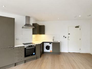 Pembroke House, Exeter EX1 1 bed apartment to rent £1,325 pcm £306 pw
