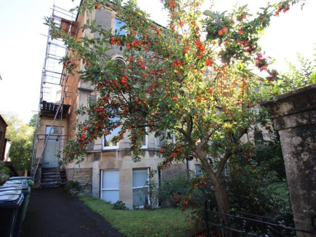 Pembroke Road, Bristol BS8 2 bed flat to rent £1,500 pcm £346 pw
