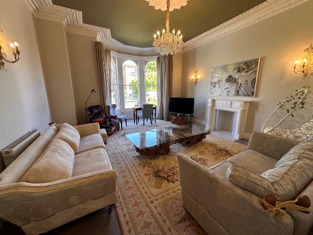 Pembroke Road, Clifton, Bristol BS8, 3 bed shared accommodation to rent, £2,500 pcm | PrimeLocation