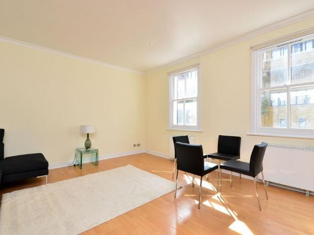 Pembroke Road, Kensington, London, W8 1 bed flat to rent £2,145 pcm £495 pw