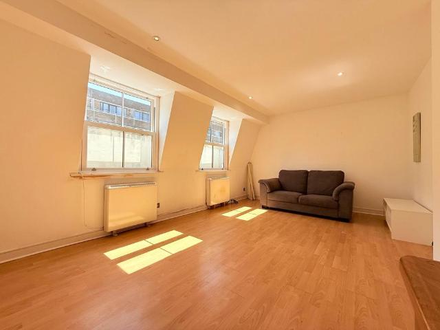 Pembroke Road W8 1 bed flat to rent £2,200 pcm £508 pw