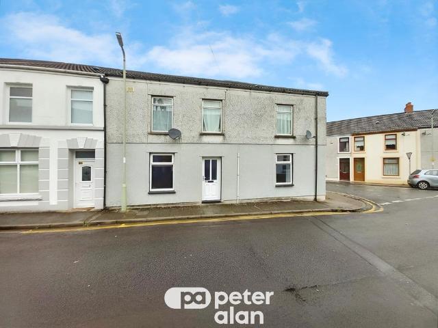 Pembroke Street, ABERDARE, CF44 1 bed flat to rent £625 pcm £144 pw