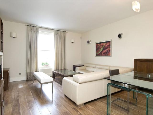 Pembridge Square, Notting Hill W2, 3 bed maisonette to rent, £8,341 pcm | PrimeLocation