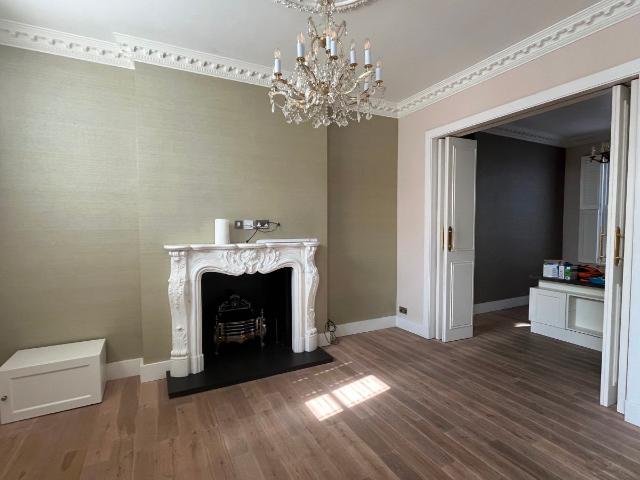 Pembridge Road, London W11, 4 bed flat to rent, £7,750 pcm | PrimeLocation