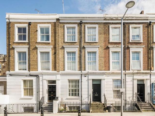 Pembridge Road, London W11 4 bed house to rent £7,750 pcm £1,788 pw