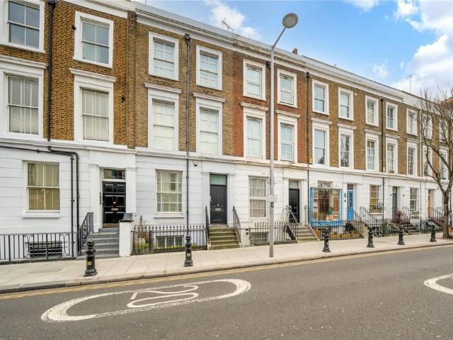 Pembridge Road, London W11 5 bed terraced house to rent £7,750 pcm £1,788 pw