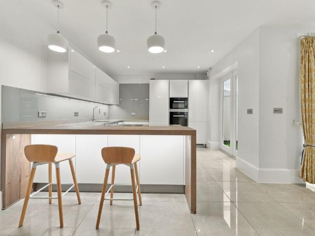Pembridge Road, Notting Hill, London W11, 4 bed terraced house to rent, £9,967 pcm | PrimeLocation
