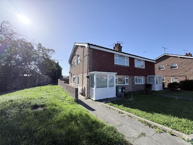 Pembury Road, EASTBOURNE, BN23 2 bed flat to rent £1,100 pcm £254 pw