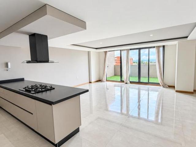 PENT GARDEN EN VENTA BOSQUE CAMELINAS