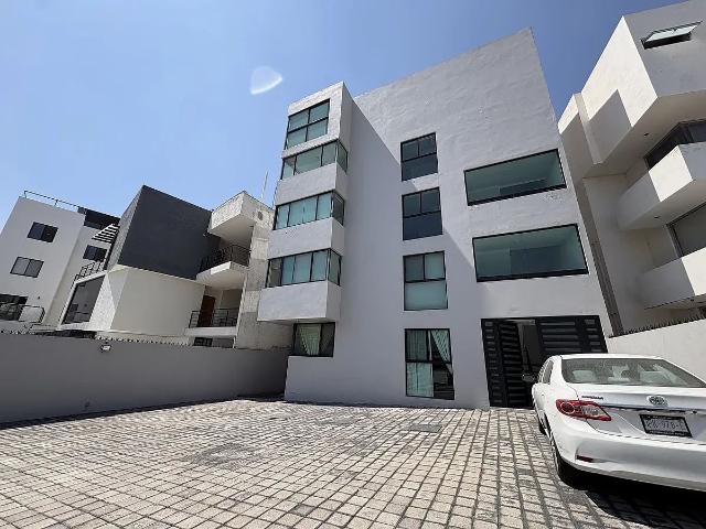 Pent Hause en Renta en Fracc. Milenio lll Qro Mex