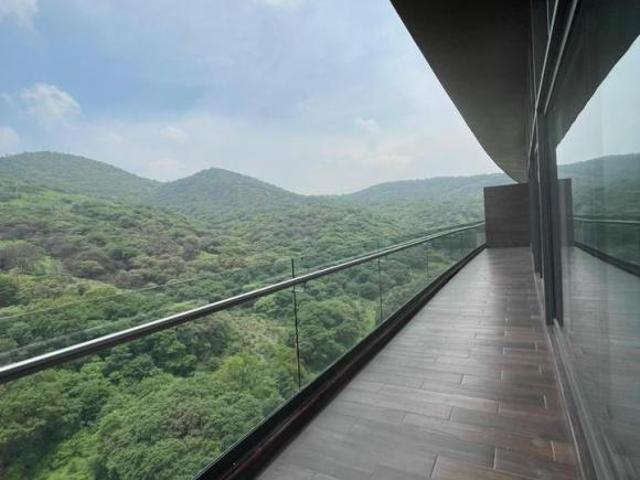 Pent house de 250 m² con 3 recámaras en venta en Condado de Sayavedra