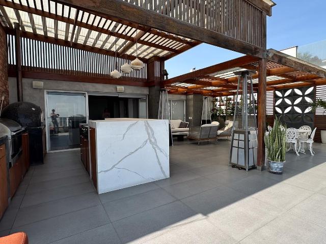 PENT HOUSE