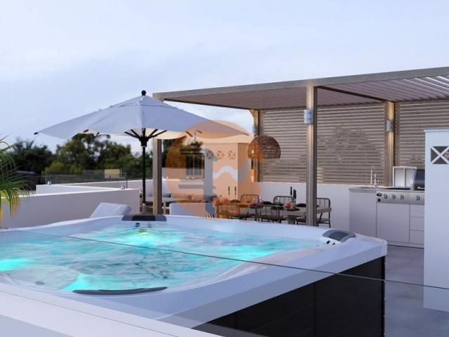 PenthouseT2+2 com terraço 58,40m2 300 metros da costa