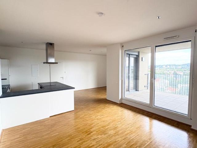 Penthousewohnung mit 4 Zimmern und Terrasse Provisionsfrei!