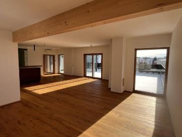 Penthousewohnung mit 85 m² Süd West Terrasse und Wintergarten in Treibach Althofen