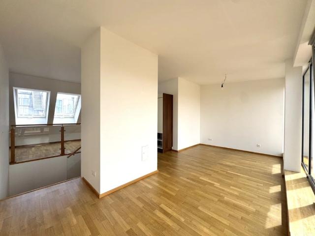 Penthousewohnung mit Weitblick 3 Zimmer Maisonette am Allerheiligenplatz