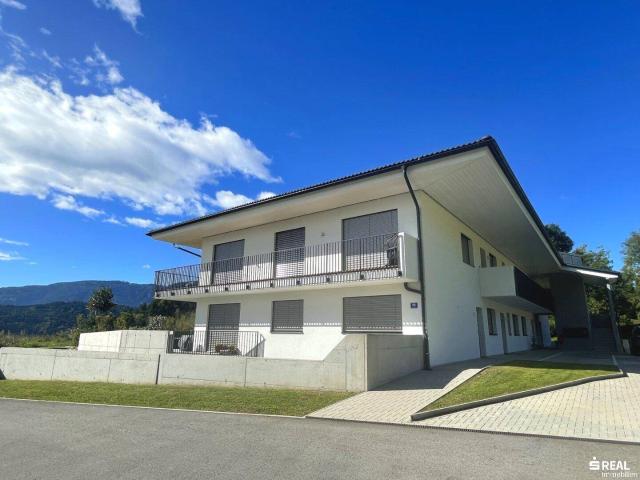 Penthousewohnung mit Blick auf den Millstätter See zwischen Berg und See Nähe Golfplatz!