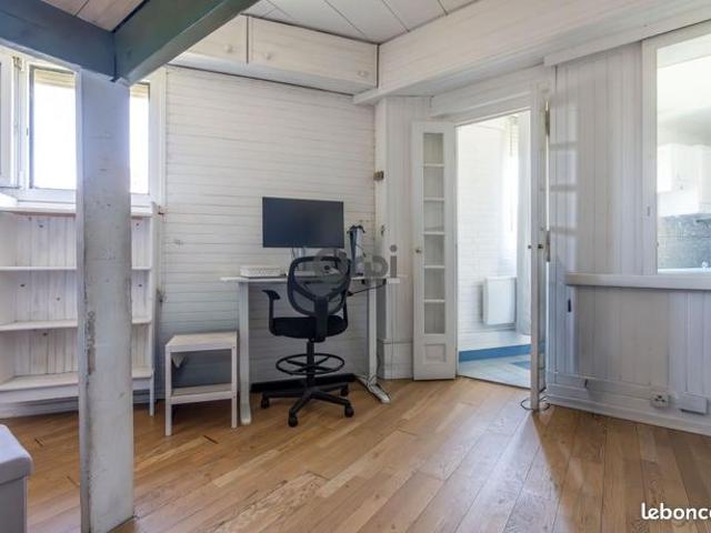 Penthouse 1 pièce 28 m²