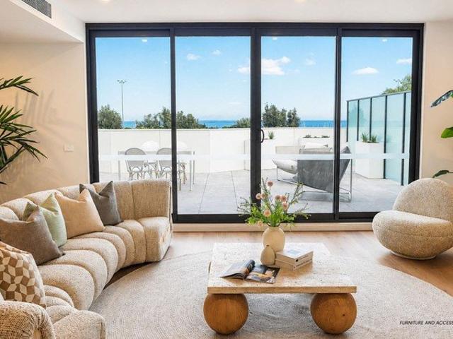 Penthouse 302 336sqm, Private Plunge Pool, Panoramic Bay Views