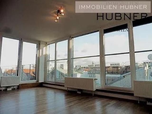 PENTHOUSE: 5 Zimmer DG Wohnung mit riesiger Dachterrasse und 360° Rundumblick!