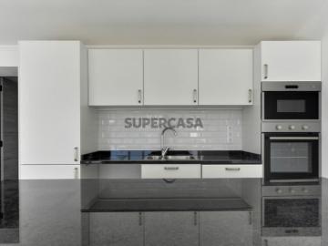 Penthouse com um quarto recentemente renovada no coração de Loulé