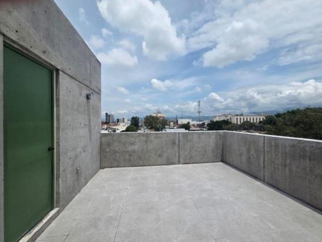 PENTHOUSE CON HERMOSA VISTA EN LA MARTINICA