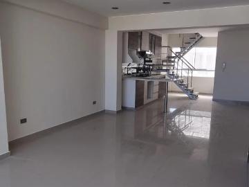 Penthouse con terraza de estreno en residencial exclusiva de cerro colorado