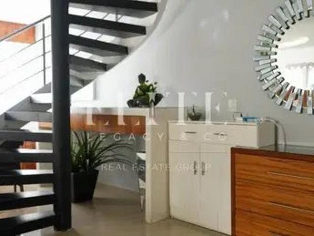 Penthouse Amueblado en Renta y Venta con Roof