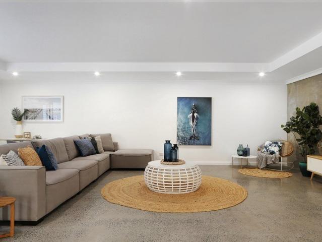 Penthouse Apartment & Central Location